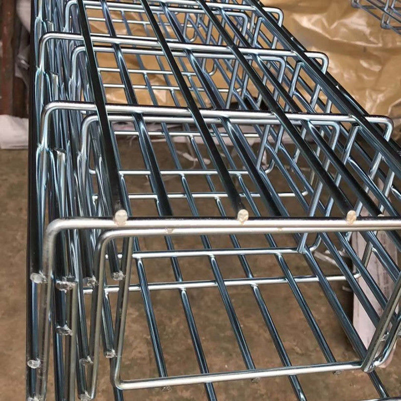 SS Wire Mesh Cable Tray Gitter / Linear Typ Größe angepasst